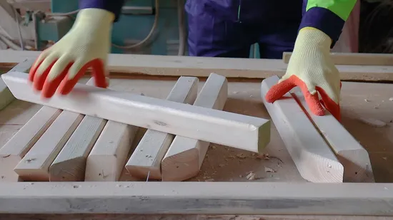 13 グラムシームレスなメカニック作業安全 PU 耐切創性労働手袋産業用ウォーキング