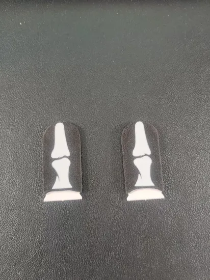 ゲーミングフィンガーカバー 通気性のあるゲームコントローラーフィンガースリーブ Pubg用 汗防止 非